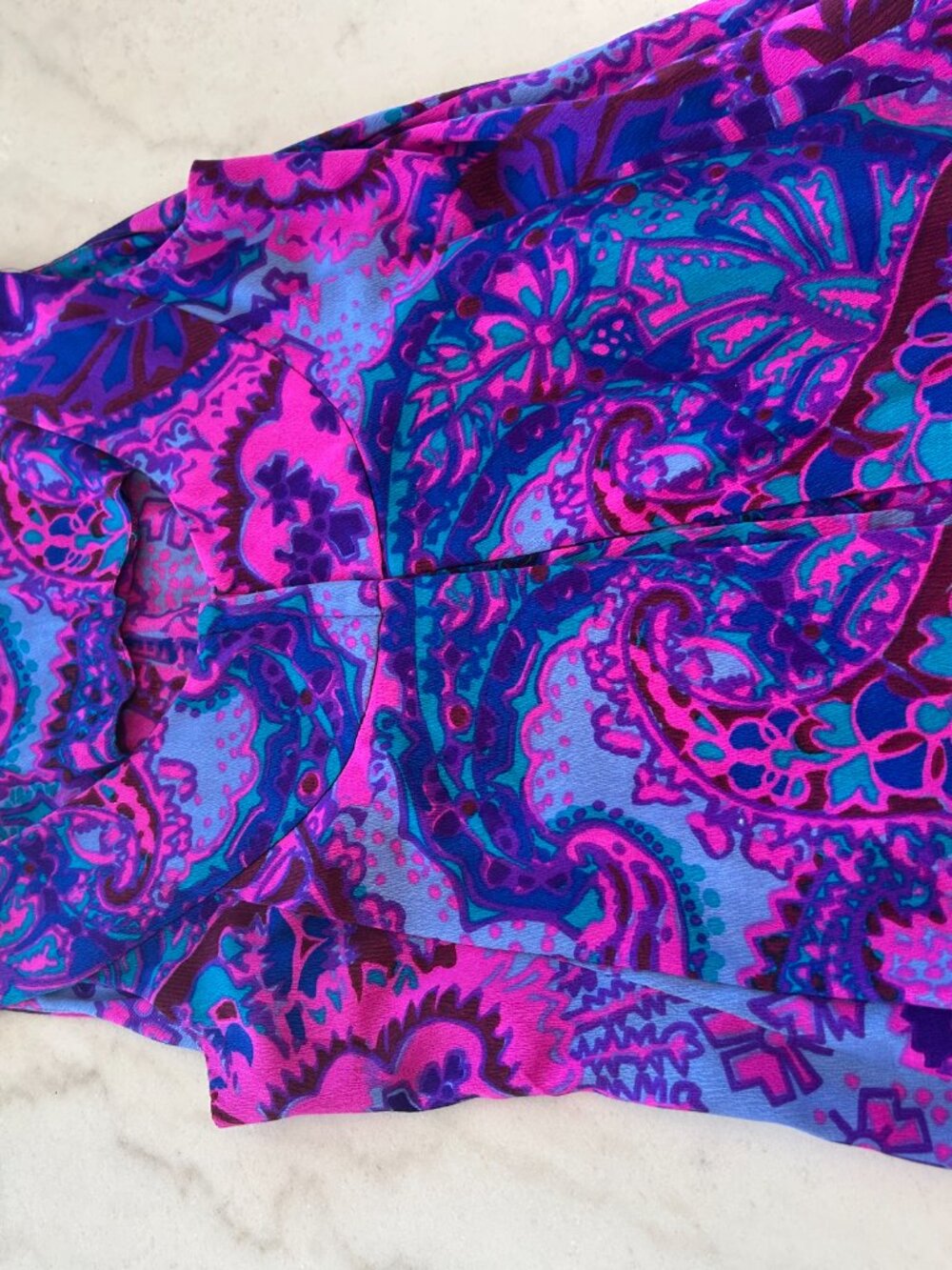 Hawaii Nei Beautiful Authentic Hawaian Dress - Picture 7 of 13